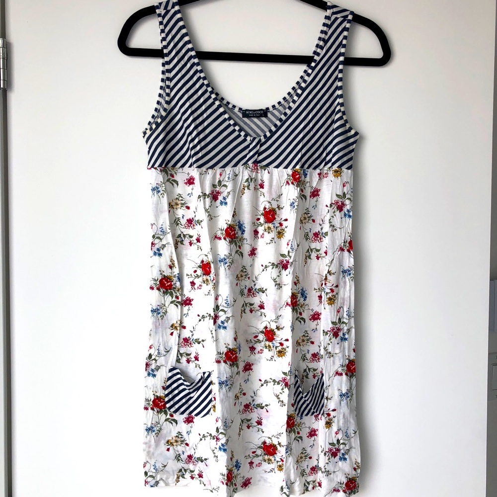 Cute spring floral striped tank Mimi & Coco size L